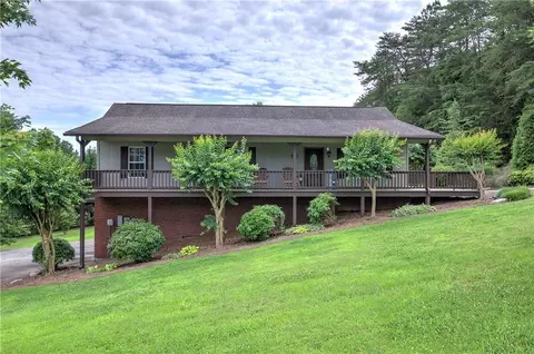 122 Shake Rag Cir NW, Adairsville, GA 30103