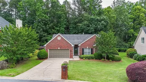 2949 Spotted Pony Ct NW, Acworth, GA 30101