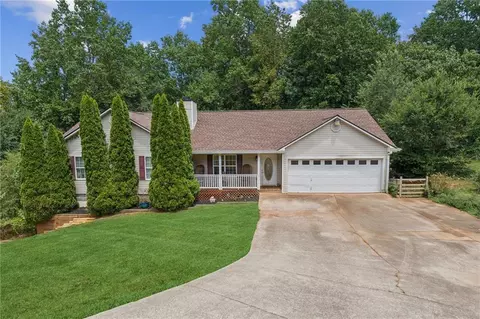 3338 Pennington Point Dr, Gainesville, GA 30507