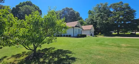 Exterior - 479 Cedar Trl, Winder, GA 30680 photo 5 of 7