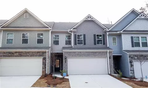 2304 Shetley Creek Dr, Norcross, GA 30071