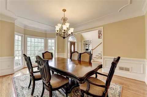 5980 Whitestone Ln, Suwanee, GA 30024 photo 8