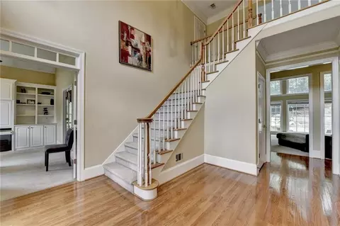 5980 Whitestone Ln, Suwanee, GA 30024 photo 3