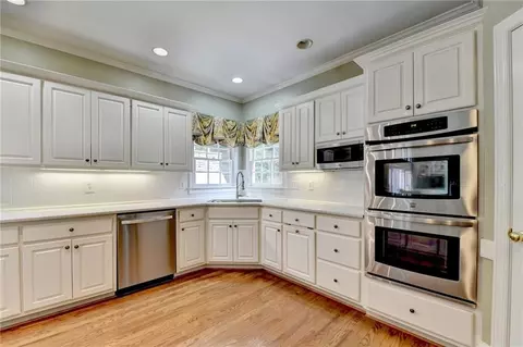 5980 Whitestone Ln, Suwanee, GA 30024 photo 21