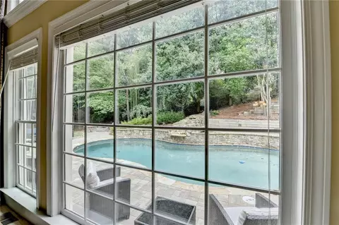 5980 Whitestone Ln, Suwanee, GA 30024 photo 13
