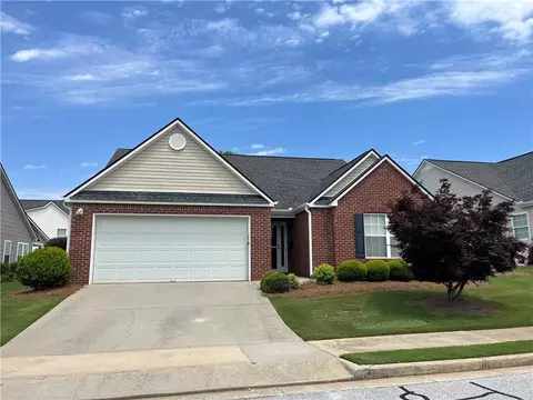 802 Village Pl, Loganville, GA 30052