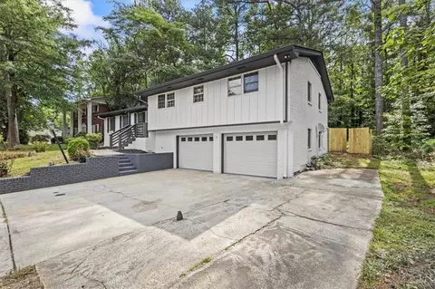 4760 Silverdale Rd, College Park, GA 30349