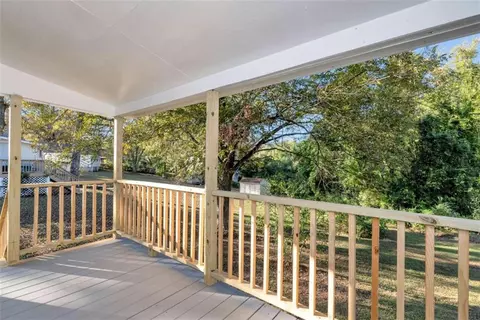 Exterior - 124 Stark St, Commerce, GA 30529 photo 3 of 4