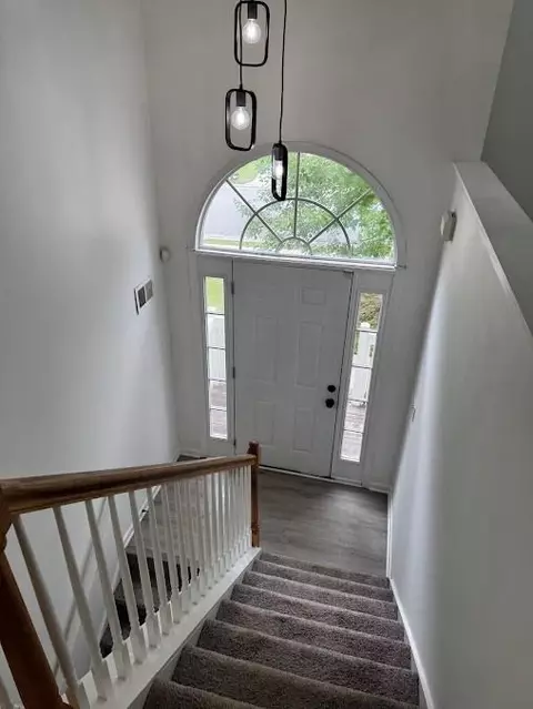 5709 Newnan Cir, Austell, GA 30106