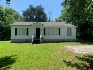 106 E Wade St, Oxford, GA 30054