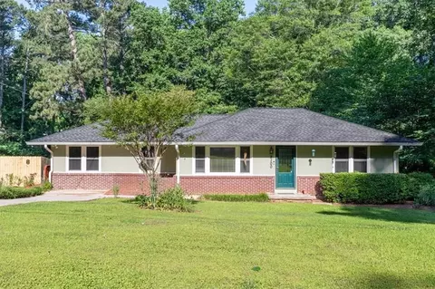 2100 Shady Ln, Tucker, GA 30084