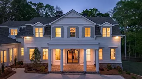602 St Ives Walk, Monroe, GA 30655