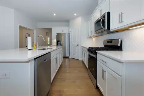 740 Pineberry Ct, Grayson, GA 30017 photo 9