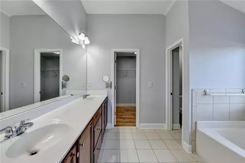 Entry Way - 2425 Delamore Chase, Duluth, GA 30097 photo 3 of 4