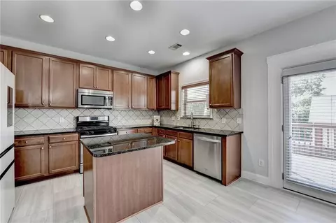 Kitchen - 2425 Delamore Chase, Duluth, GA 30097 photo 1 of 9