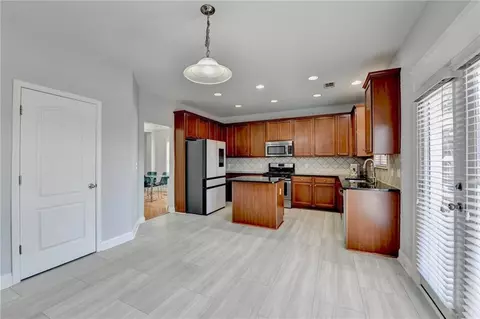 Kitchen - 2425 Delamore Chase, Duluth, GA 30097 photo 9 of 9