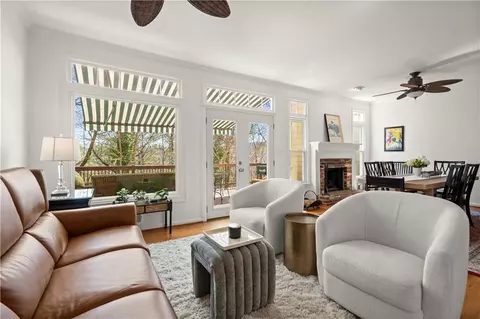 220 Riverview Trl, Roswell, GA 30075