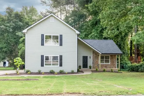 1111 Fieldgate Rd NW, Lawrenceville, GA 30044