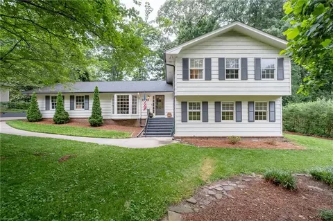 2786 Georgian Ter, Marietta, GA 30068