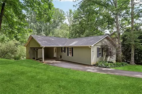 3068 Summer Lake Dr, Gainesville, GA 30506