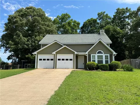 3722 Cherokee Overlook Dr, Canton, GA 30115