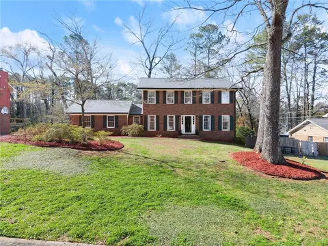 4076 Shady Cir NW, Lilburn, GA 30047