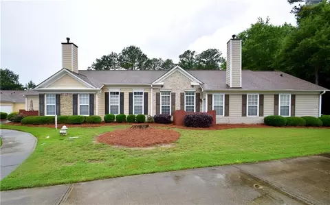 179 Camry Ln, Grayson, GA 30017