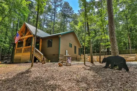 257 Acadia Dr, Ellijay, GA 30540