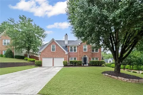10735 Pinewalk Forest Cir, Alpharetta, GA 30022