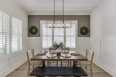 Dining - 5432 Yachtsman Ln, Gainesville, GA 30504 photo 1 of 2