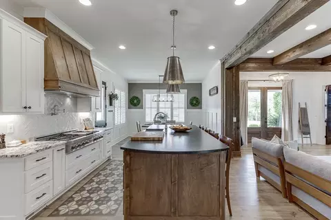 Kitchen - 5432 Yachtsman Ln, Gainesville, GA 30504 photo 6 of 6