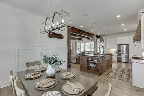 Dining - 5432 Yachtsman Ln, Gainesville, GA 30504 photo 2 of 2