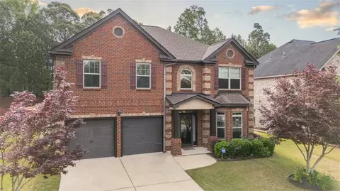 8744 Hamil Ct, Douglasville, GA 30135