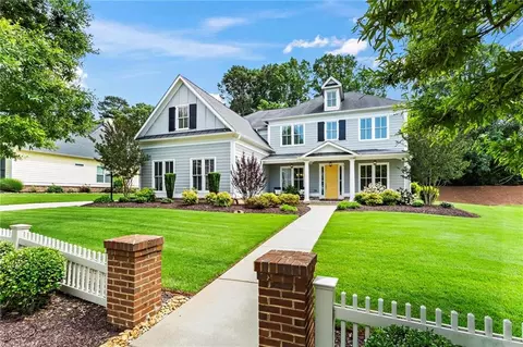 4115 Williams Point Dr, Cumming, GA 30028