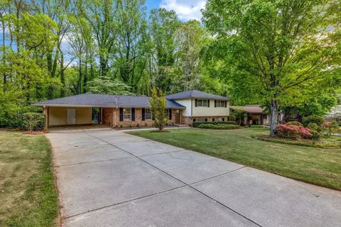 2921 Country Squire Ln, Decatur, GA 30033