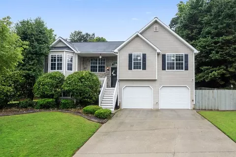 74 Knights Ct, Dallas, GA 30157
