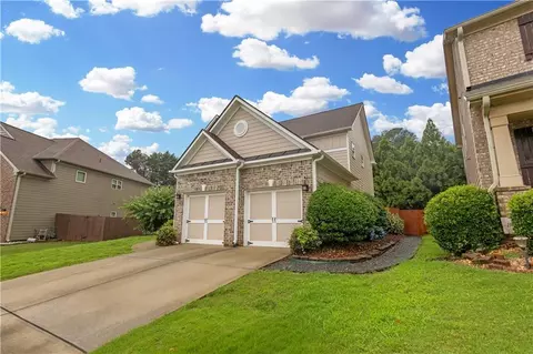 405 Highbranch Cir, Lawrenceville, GA 30044