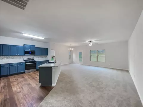 Living - 6100 Semaphore Rdg, Rex, GA 30273 photo 2 of 4