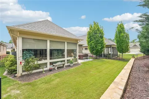 Exterior - 332 Rosshandler Rd, Suwanee, GA 30024 photo 13 of 13
