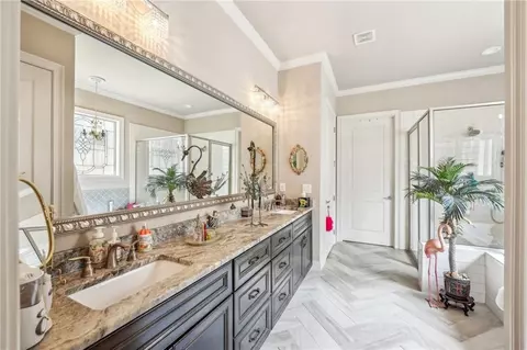 Bath - 332 Rosshandler Rd, Suwanee, GA 30024 photo 3 of 9