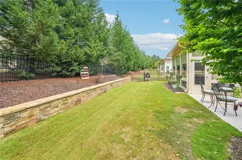 Exterior - 332 Rosshandler Rd, Suwanee, GA 30024 photo 8 of 13