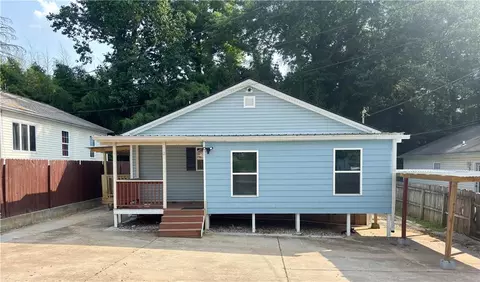 13 Hilltop St, Gainesville, GA 30501