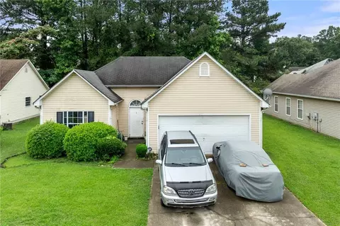 1394 Isleworth Cir, Atlanta, GA 30349