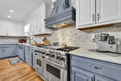 Kitchen - 75 E 2nd Ave, Colbert, GA 30628 photo 3 of 8