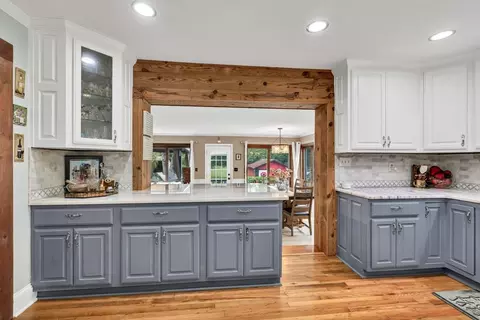 Kitchen - 75 E 2nd Ave, Colbert, GA 30628 photo 7 of 8
