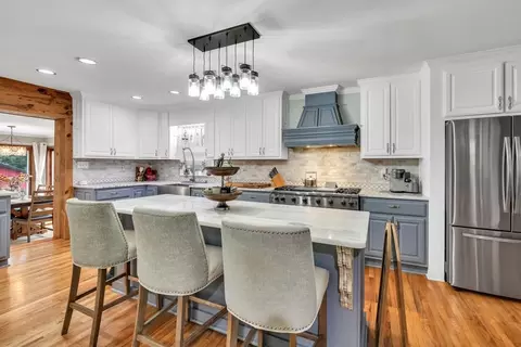 Kitchen - 75 E 2nd Ave, Colbert, GA 30628 photo 4 of 8