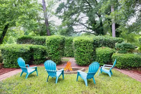 Exterior - 75 E 2nd Ave, Colbert, GA 30628 photo 17 of 18