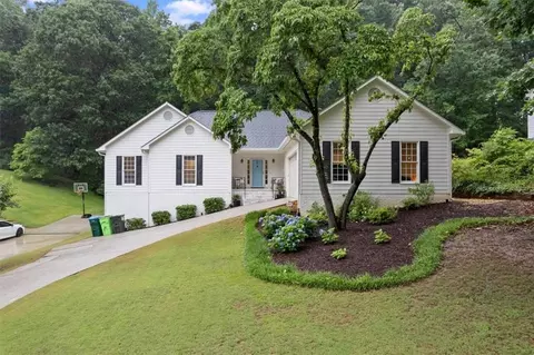 3543 Pine Grove Dr, Douglasville, GA 30135
