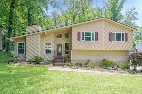 1137 Poplar Log Pl, Austell, GA 30168