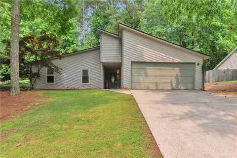 2000 Kristian Way, Roswell, GA 30076